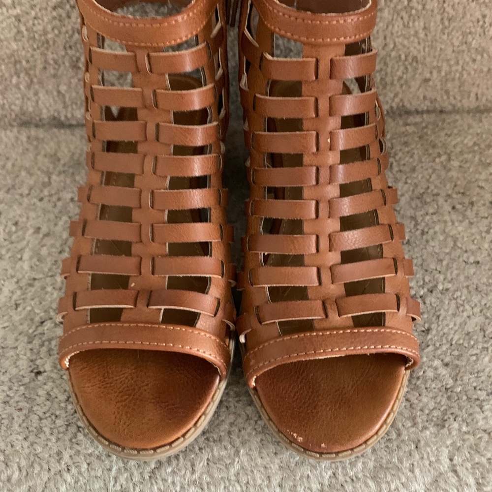 Sugar sandals girls sz 2